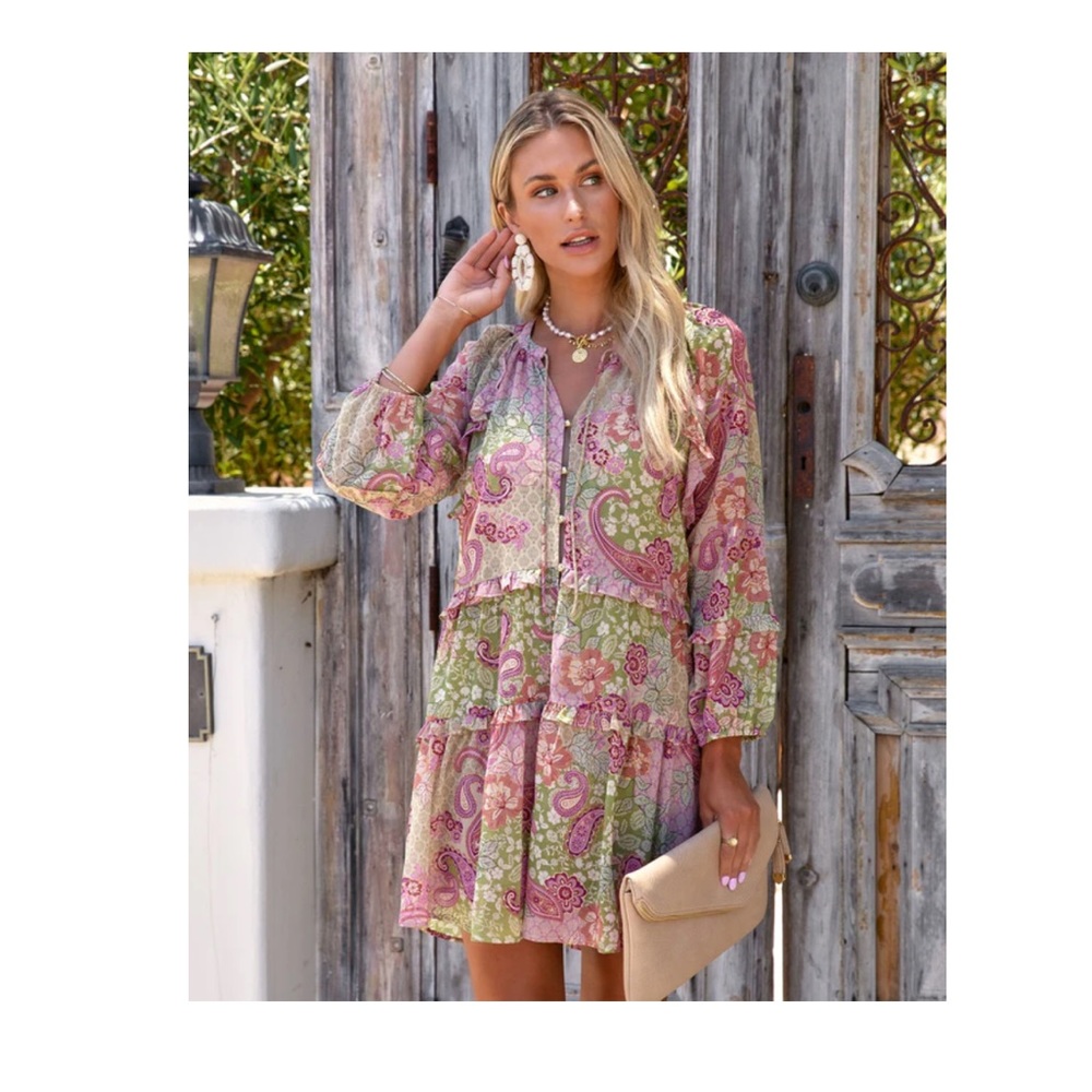 NWOT VICI Paisley Metallic Tiered Babydoll Dress